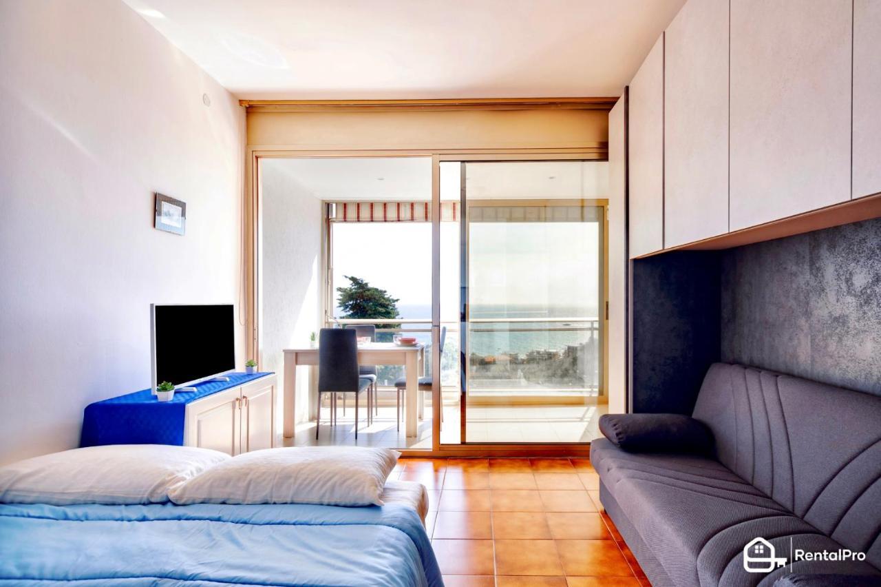 דירות סנרמו Free Parking-Sea View, With Pool & Garden מראה חיצוני תמונה
